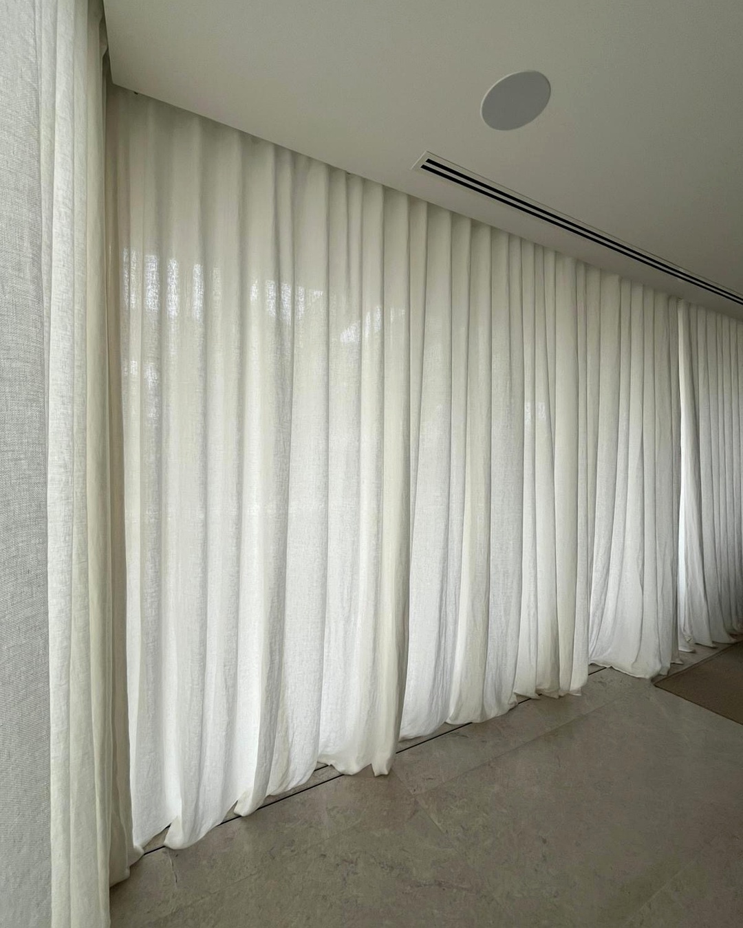 Cortina Tradicional Hunter Douglas 